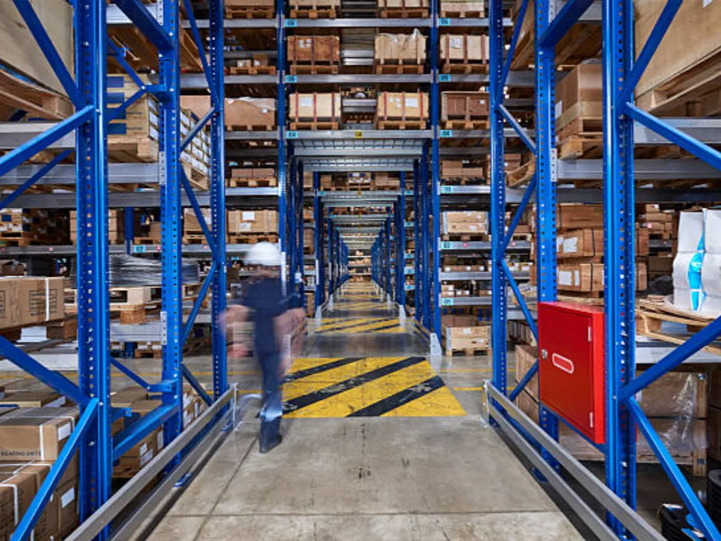 otomatisasi intralogistik