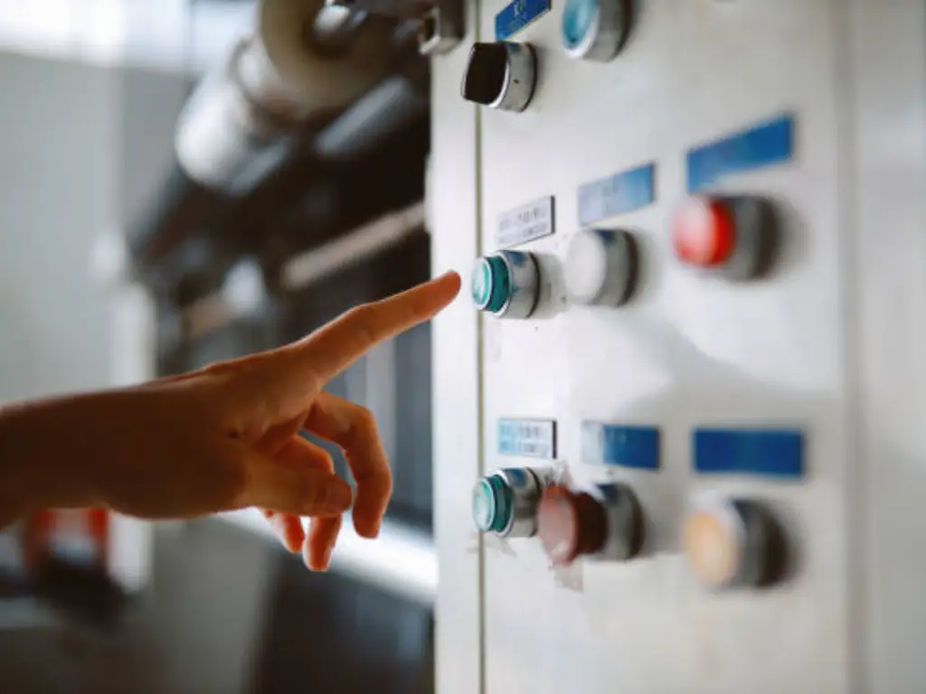 normally open vs normally closed